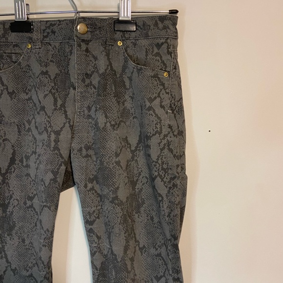 Snake Skin Jean Jegging Dress Pants - Picture 4 of 9
